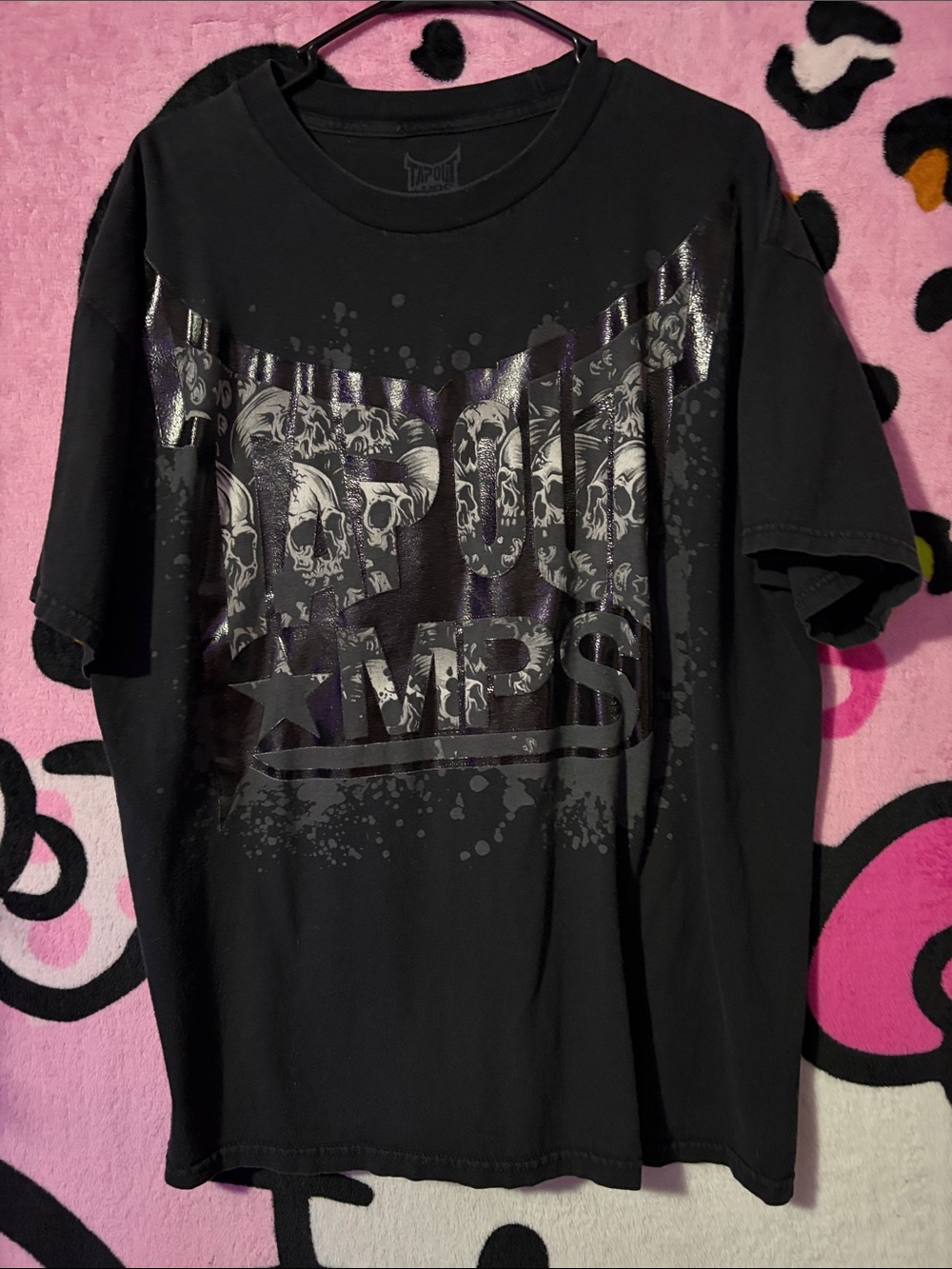 Tapout Black Short Sleeve Graphic Tee with Gloss Skull Logo